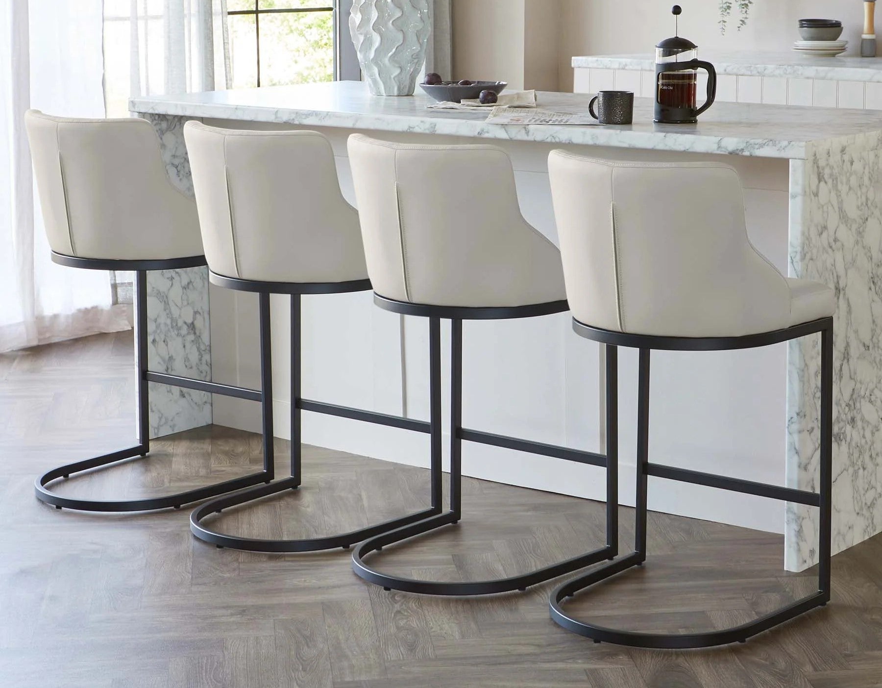 Choosing the Perfect Leather Bar Stool for your home