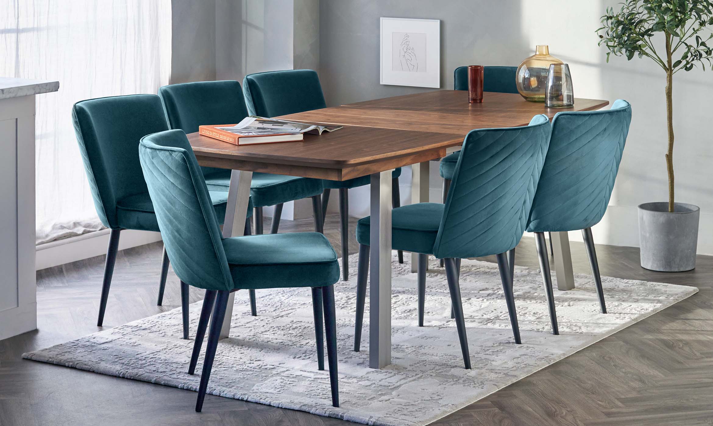 Assi Walnut Extending 6 To 8 Seater Dining Table