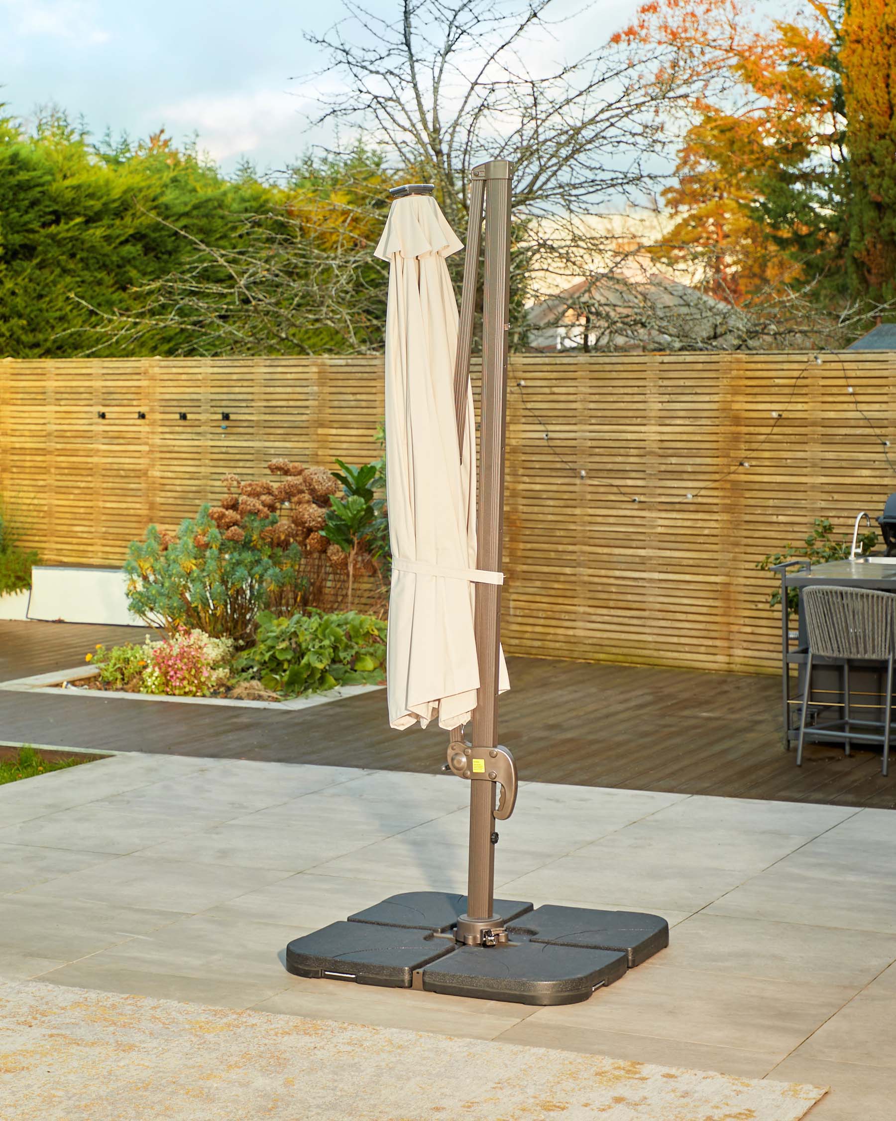 helena solar cantilever parasol ivory